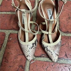 Steve Madden Cream Snake-Print Pointed T-Strap Heels